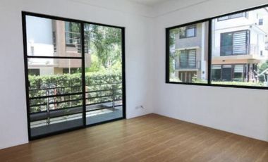 Luxury House for Sale/Rent in McKinley Hill, Taguig City