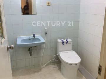 JUAL CEPAT! Rumah 2 Lantai Siap Huni Di Kayu Putih Hadap Selatan