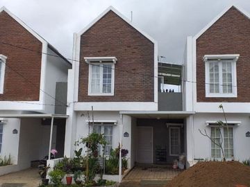 RUMAH CILAME NGAMPRAH GAYA SKANDINAVIA