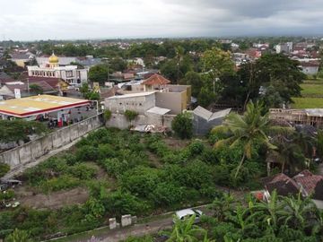 Tanah Jogja Utara UGM: Strategis Kost & Villa