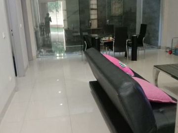 Dijual Rumah Ruby Pondok Hijau Golf Gading Serpong Sudah Renovasi Lokasi Strategis