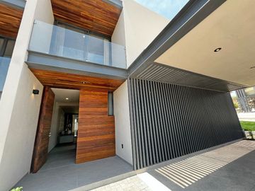 Residencia en Altozano Querétaro NUBE