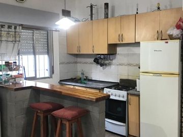 Casa PH en venta en El Palomar