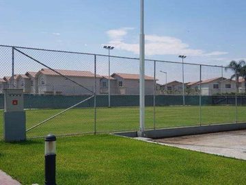 Venta de Casa esquinera  Modelo Acuarela en Urb. Casa Laguna,cerca riocentro Dorado- Vía a Samborondon
