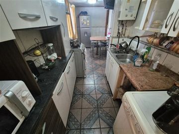 Casa en venta de 4 dorm. en Los Angeles