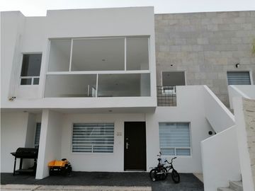 DEPARTAMENTO PLANTA ALTA EN VENTA EN CORREGIDORA QUERETARO GAA