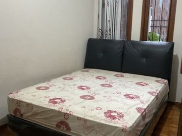 Rumah Apik dan Asri 2,5 Lantai di Bintaro sektor 9 7403-SC 0811111----