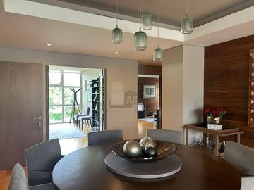 Departamento en venta en Lomas Country Club con 380m2