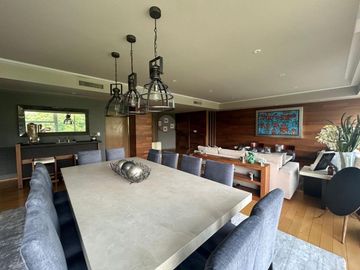 Departamento en venta en Lomas Country Club con 380m2