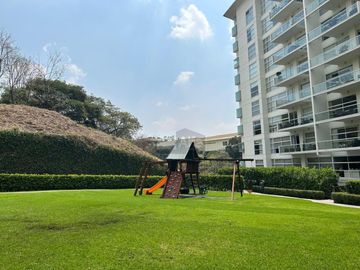Departamento en venta en Lomas Country Club con 380m2