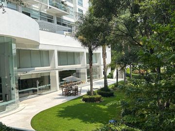 Departamento en venta en Lomas Country Club con 380m2