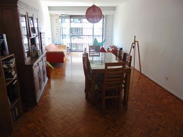 5 Amb + Dep Av Rivadavia 5300 2 Baños Muy Bueno
