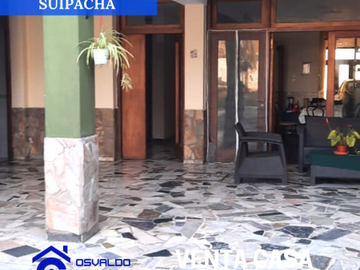 Venta de Casa de 2 plantas en calle Suipacha al al 600