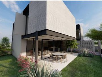 Casa en PRE-venta en exclusivo condominio San Felipe Lomas del Campanario Norte