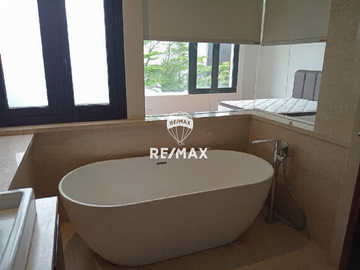 Disewakan Townhouse Sasak Residence Cipete Dekat Sekolah Prancis & MRT | Standar Expat