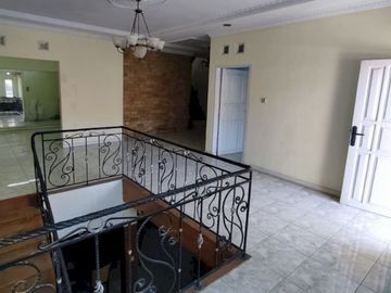 RUMAH DI KOMPLEK WIJAYA CIPADUNG CIBIRU BANDUNG KOTA