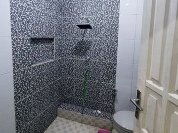RUMAH DI KOMPLEK WIJAYA CIPADUNG CIBIRU BANDUNG KOTA