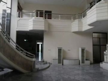 Rumah Mewah Luxury Elegant Jalan Utama Barat Malioboro Dan Tugu Jogja