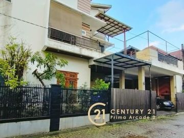 Rumah Keren, ada Kolam Ikan di Sektor 4 Bintaro, 5377-SC 0811111----