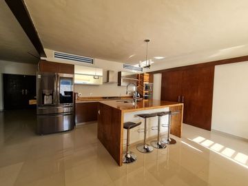 Casa En Venta en Fraccionamiento Lomas del Sol