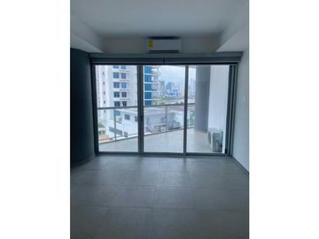 VENDO APARTAMENTO EN YACHT CLUB AVENIDA BALBOA 2 REC L/B DE 3 BALCONES
