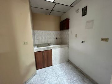 casa en venta en barrio granada. Cod V408446