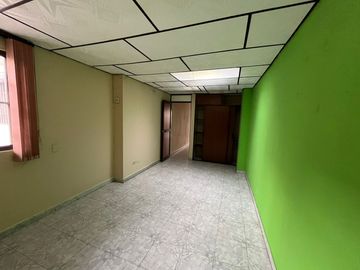 casa en venta en barrio granada. Cod V408446