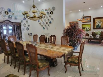 VENTA DE HERMOSA CASA KM 5 VÍA A SAMBORONDON