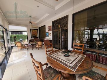 VENTA DE HERMOSA CASA KM 5 VÍA A SAMBORONDON