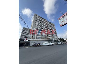 Departamento + Cochera Para 2 Autos En El Condominio Colibrí, Chiclayo
