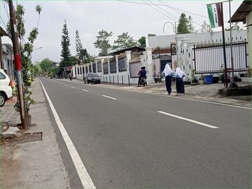 Kavling Siap Bangun Selatan Kampus UII Jalan Lebar Tempo 6 X