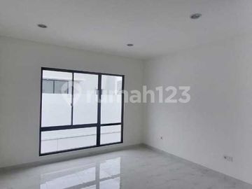 Disewakan Rumah Milenial Gede PIK2 Extension Luas 12x25 Kosongan