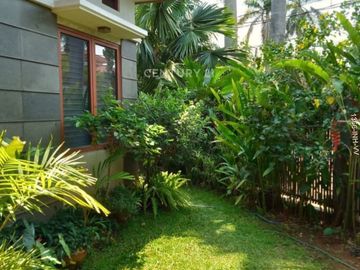 Dijual Rumah Hook Strategis Di Boulevard Sektor 9 Bintaro Jaya