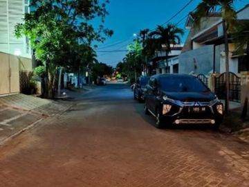 Rumah Purimas Hadap Selatan