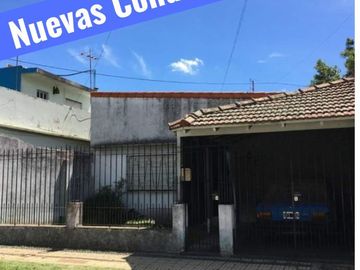 Casa en venta en Lanus Oeste