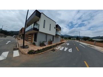 VENTA CASA 158 mts2 LA CEJA SECTOR EL TAMBO - D 