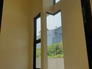 Rumah Murah Minimalis Modern di Grand Hill Ciputra