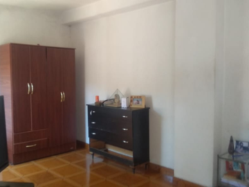 OPORTUNIDAD - Casa multifamiliar en Venta en Villa Lugano 6 ambientes 137 m2 + cochera, patio, terraza con parrilla - Ricardo Güiraldes 3000 casi esq 