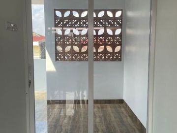 Dijual Smarthome berkonsep tropical modern Cocok dijadikan homestay, rumah pribadi