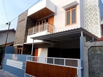 Dijual Smarthome berkonsep tropical modern Cocok dijadikan homestay, rumah pribadi