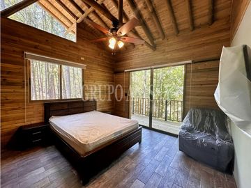 Oportunidad! Se Vende Hermosa Cabaña en Altos del Maria