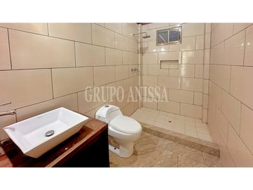 Oportunidad! Se Vende Hermosa Cabaña en Altos del Maria