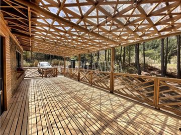 Oportunidad! Se Vende Hermosa Cabaña en Altos del Maria