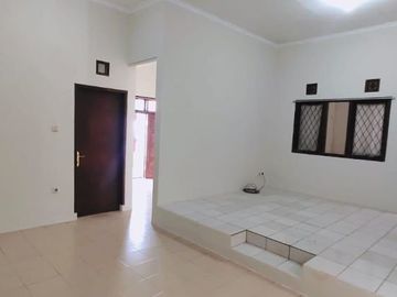 Rumah Siap huni jl Mercury, Margahayu Raya Soekarno Hatta Bandung