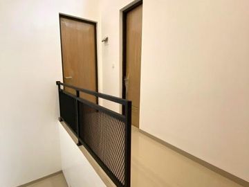 Rumah Brand New Fasad Modern di Cinere Siap Huni