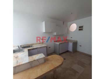 Se Vende Amplio Departamento Segundo Piso Sin Chochera En Los Olvos Cerca Al Ovalos De Naranjal 2Do Piso