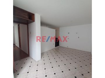 Se Vende Amplio Departamento Segundo Piso Sin Chochera En Los Olvos Cerca Al Ovalos De Naranjal 2Do Piso
