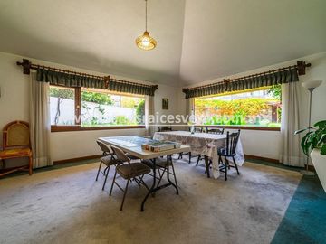 CASA EN VENTA EN TEQUISQUIAPAN CENTRO YANIRA