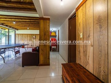 CASA EN VENTA EN TEQUISQUIAPAN CENTRO YANIRA