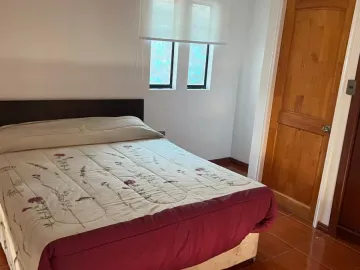 CASA DE 4 DORMITORIOS, 2 BAÑOS AMOBLADA